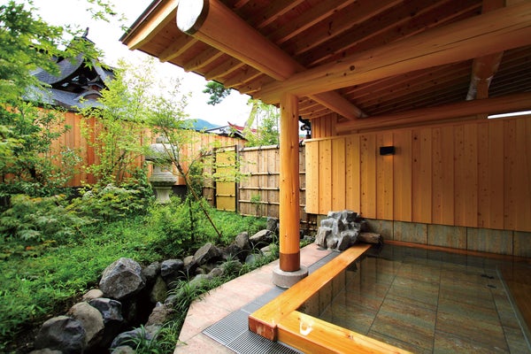 鳳凰の旅【京成船橋発】かやぶきの源泉湯宿「悠湯里庵」で創作料理とゆったり温泉入浴<コースNo.25-1102>(京成トラベル)1